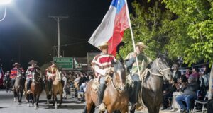 Creatividad y entusiasmo marcaron el acto y desfile de aniversario de Tulahuén