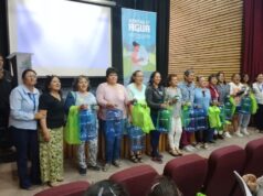 Vecinas de Monte Patria se capacitan en reutilización de aguas grises.